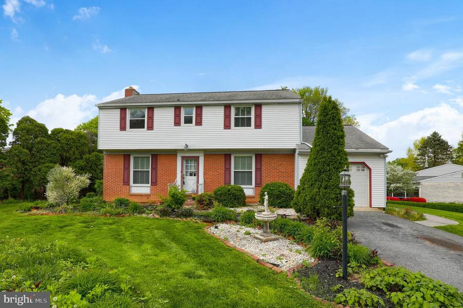 1902 SPLIT ROCK RD, Lancaster, PA 17601