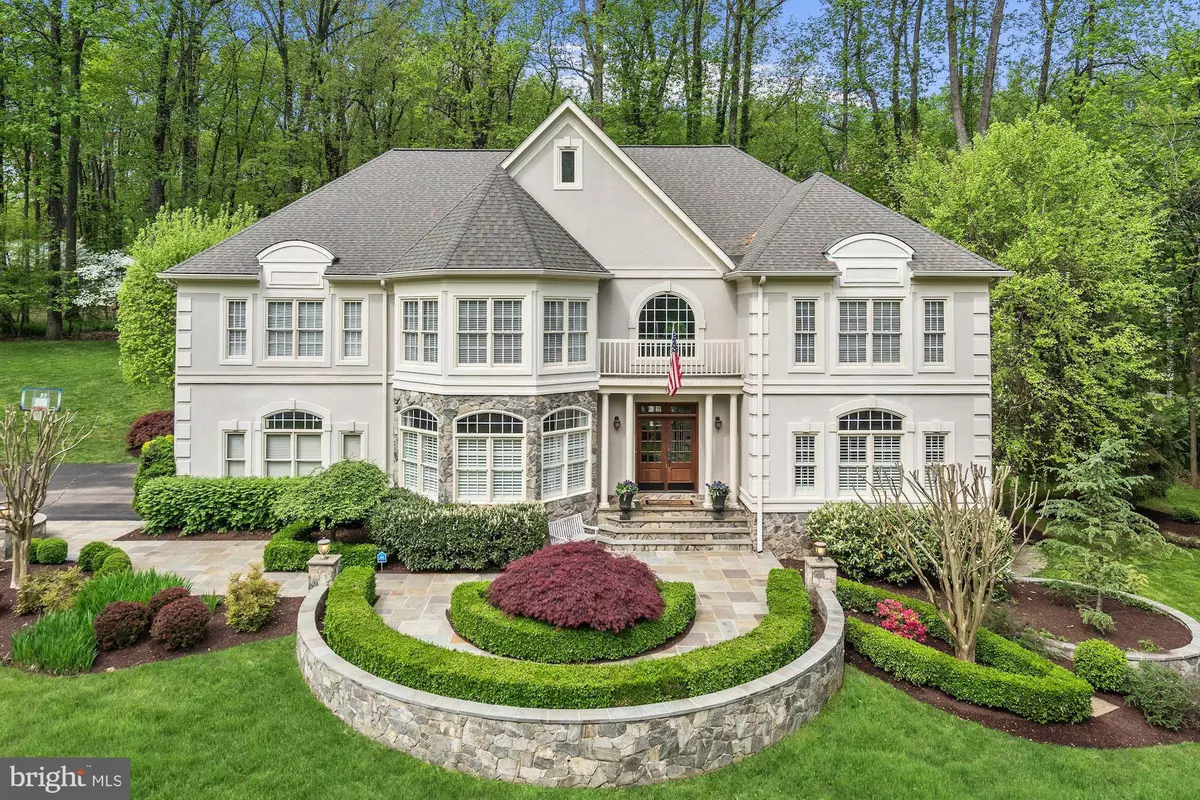 Vienna, VA 22182,9700 MEADOWMERE DR