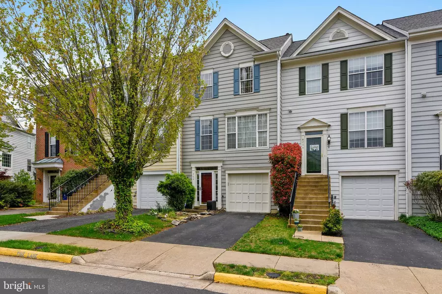 204 CONNERY TER SW, Leesburg, VA 20175