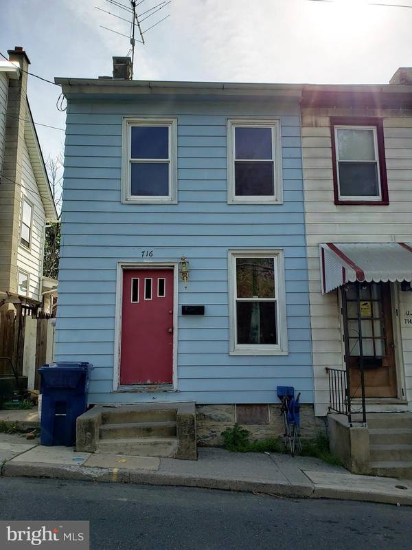 716 N 8TH ST, Lebanon, PA 17046