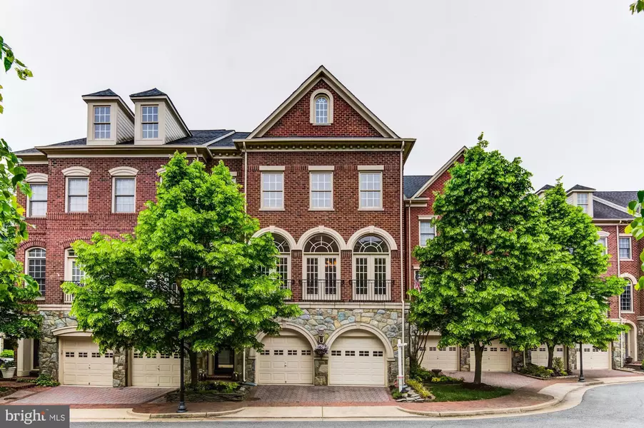 5234 BESSLEY PL, Alexandria, VA 22304