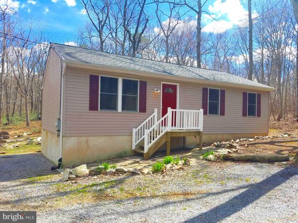 846 MAVERICK TRL, Hedgesville, WV 25427