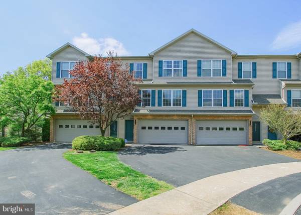 534 MEADOWCROFT CIR, Mechanicsburg, PA 17055