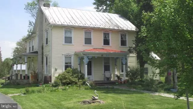 51 LEEDS RD, Newville, PA 17241