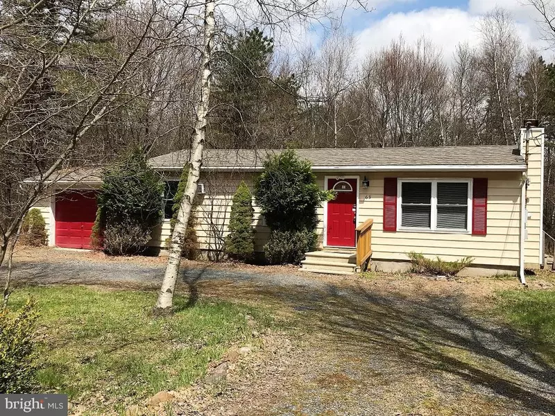 63 POCAHONTAS LN, Albrightsville, PA 18210