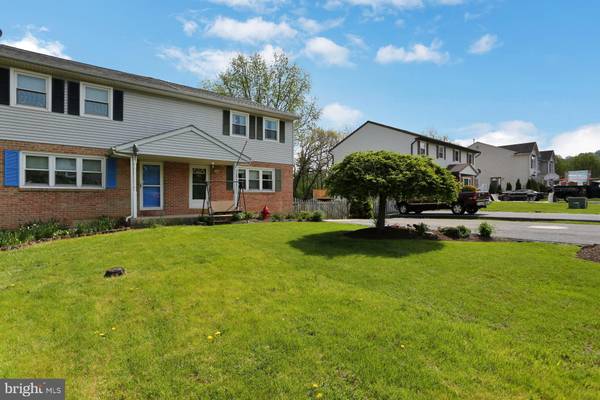 567 WYATT DR, Blandon, PA 19510