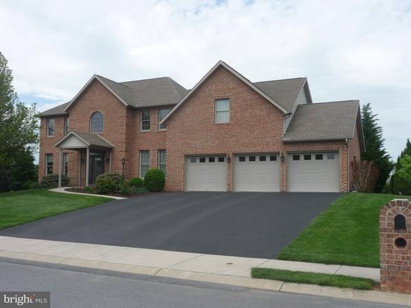 177 SUNBROOK DR, Chambersburg, PA 17201