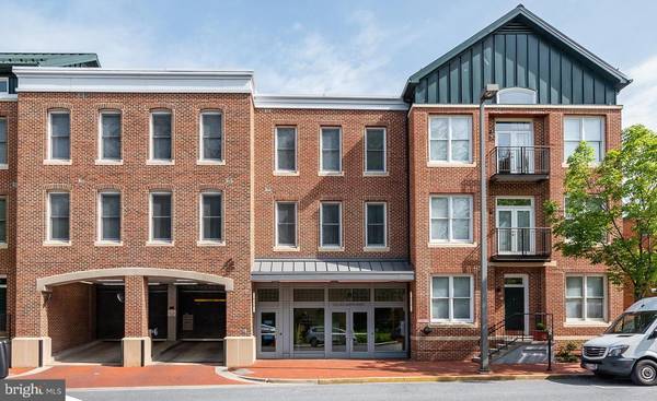 35 E ALL SAINTS ST #221, Frederick, MD 21701