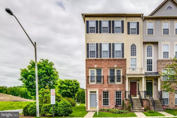 Woodbridge, VA 22191,15500 JOHN DISKIN CIR #16