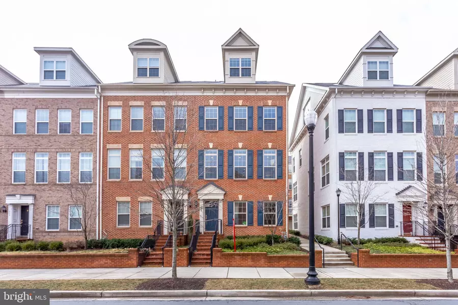 412 N GEORGE MASON DR, Arlington, VA 22203