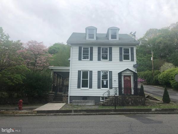 329 FIRST ST, Port Carbon, PA 17965