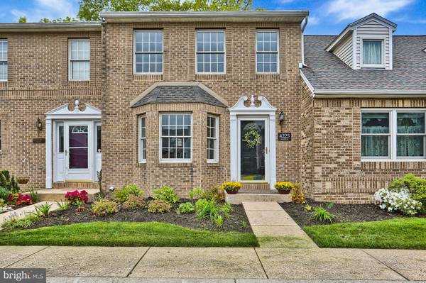 4225 NANTUCKET DR, Mechanicsburg, PA 17050