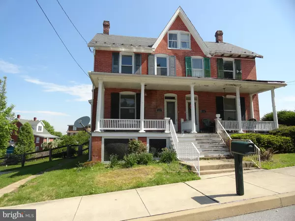 111 E MAIN ST, New Freedom, PA 17349