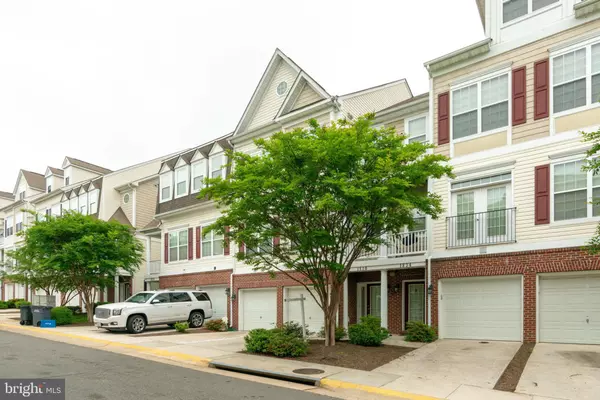 Woodbridge, VA 22191,1836 CEDAR COVE WAY #2