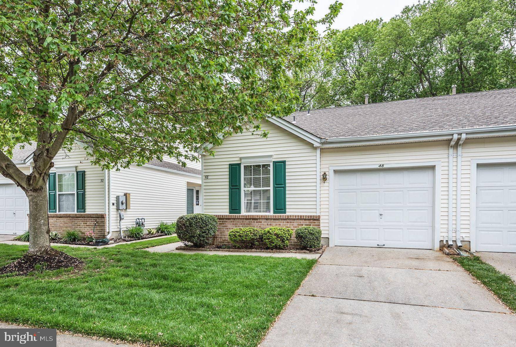 48 PEPPERGRASS DR N, Mount Laurel, NJ 08054
