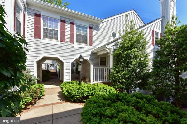 2915-E S WOODSTOCK ST #5, Arlington, VA 22206