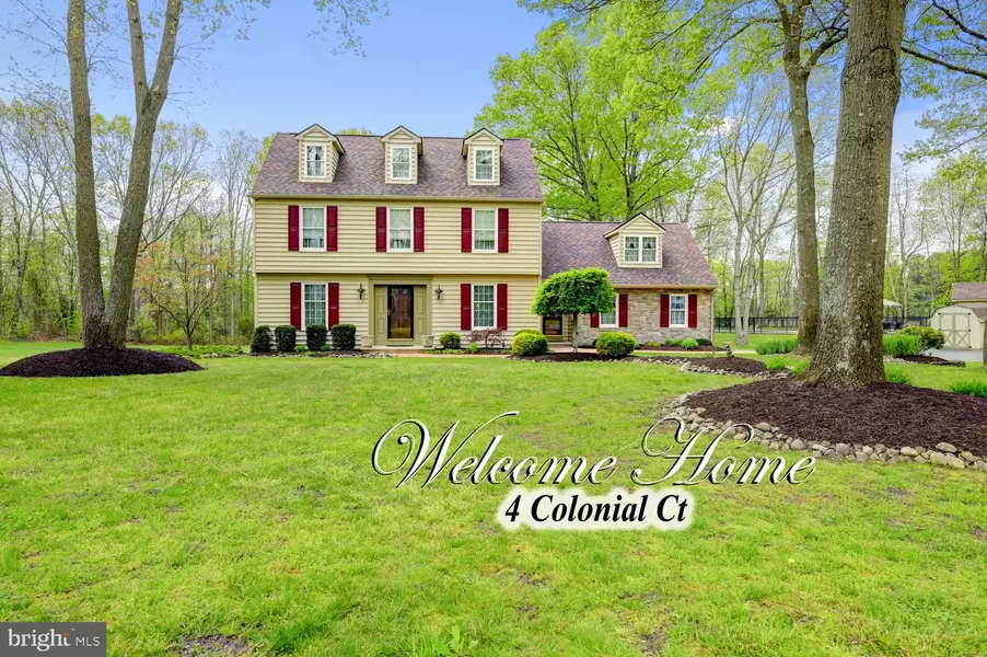 4 COLONIAL CT, Tabernacle, NJ 08088