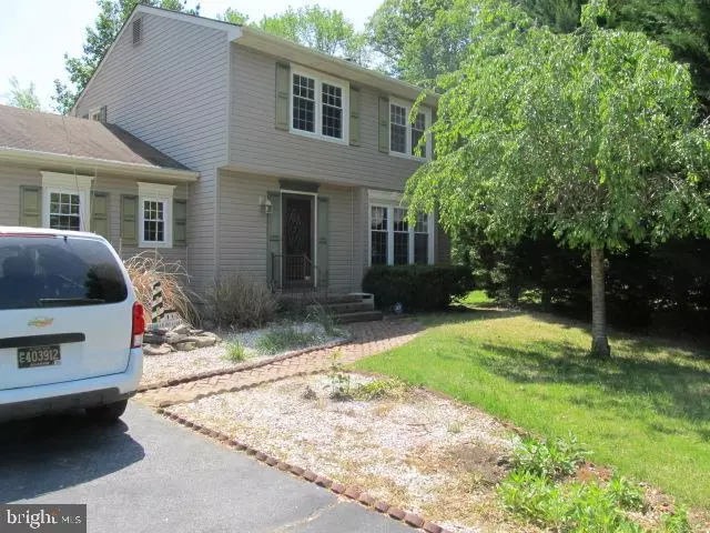 14 KENT CIR, Dover, DE 19901