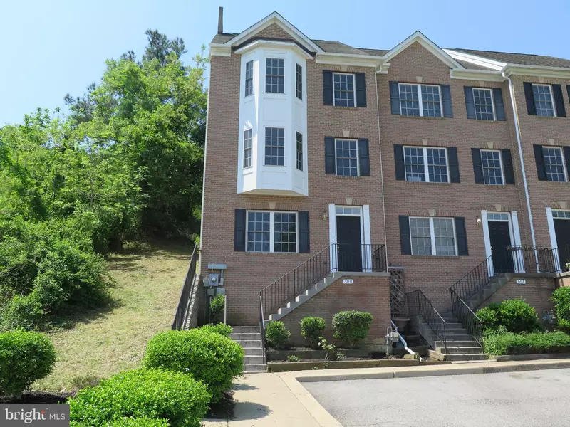 300 CENTER LN, Occoquan, VA 22125