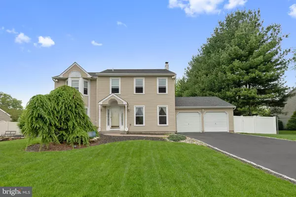 4596 BARNSLEIGH DR, Bensalem, PA 19020