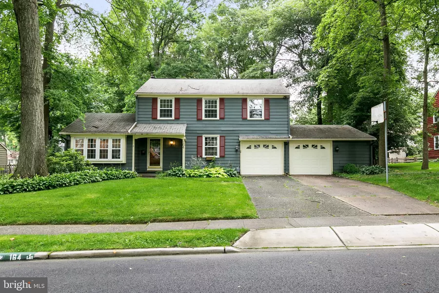 164 FOX CHASE DR, Delran, NJ 08075