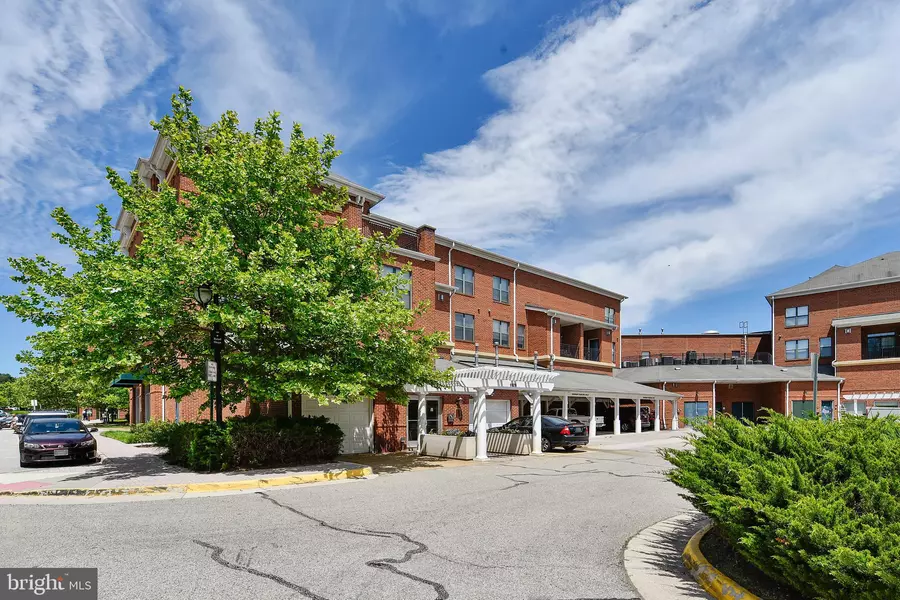 9020 LORTON STATION BLVD #201, Lorton, VA 22079