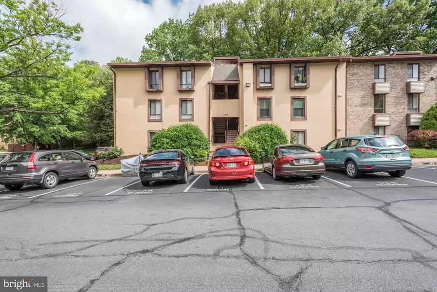 2231 CASTLE ROCK SQ #1B, Reston, VA 20191