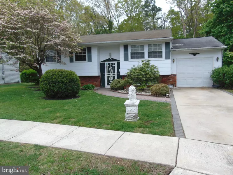 1201 CEDAR DR, Pine Hill, NJ 08021