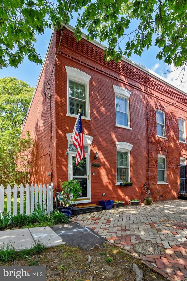 1005 ORONOCO ST, Alexandria, VA 22314