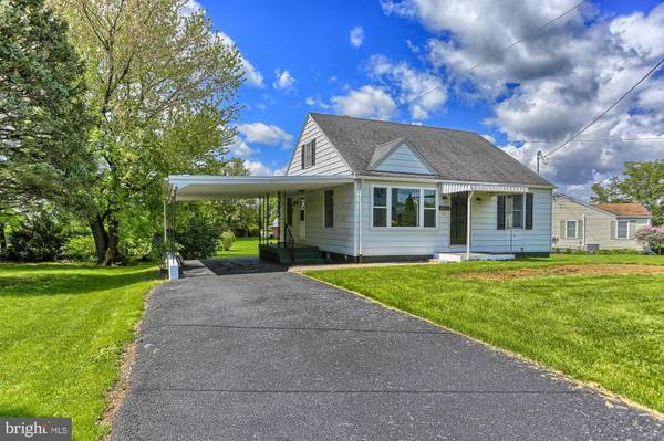 38 JEFFREY DR, Greencastle, PA 17225