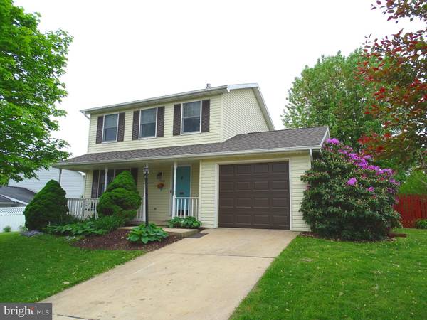 2908 VILLAGE SQUARE DR, Dover, PA 17315