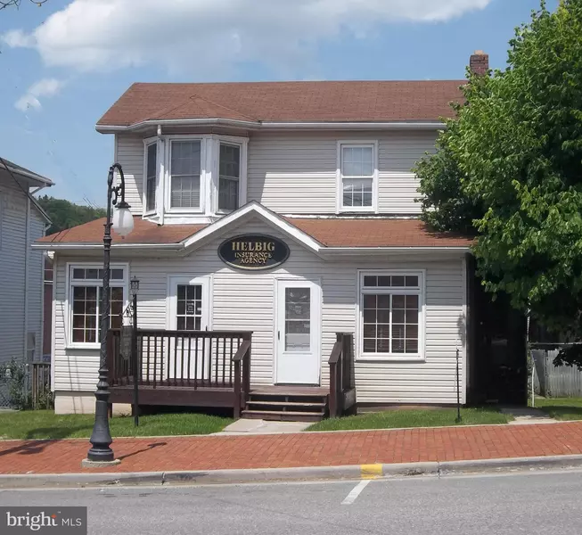 220 ALDER ST, Oakland, MD 21550