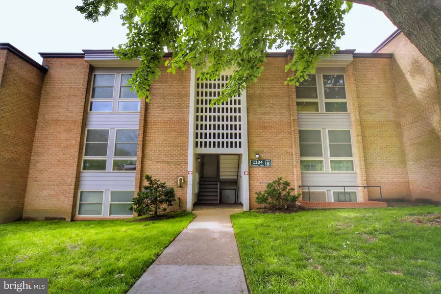 2204 GREENERY LN #201-21, Silver Spring, MD 20906