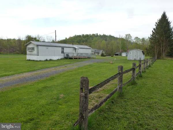 4887 MIDDLE RD, Honey Grove, PA 17035