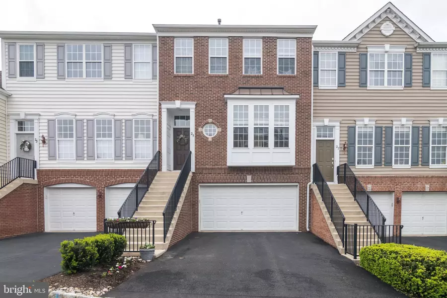 25 CORNERSTONE CT #3803, Doylestown, PA 18901