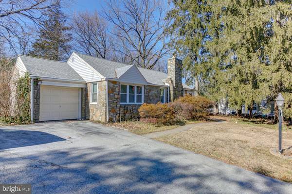 124 N SPROUL RD, Broomall, PA 19008