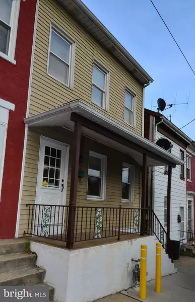 215 N NEWBERRY ST, York, PA 17401