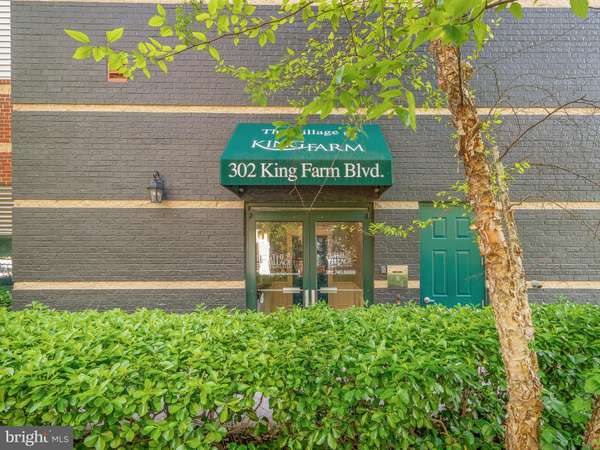 302 KING FARM BLVD #08, Rockville, MD 20850