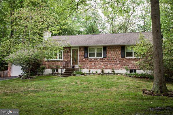 4 W DELAWARE TRL, Medford, NJ 08055