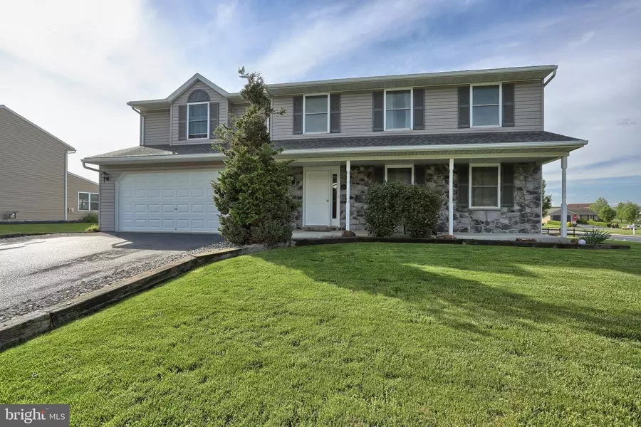 19 OVERLOOK LN, Newmanstown, PA 17073