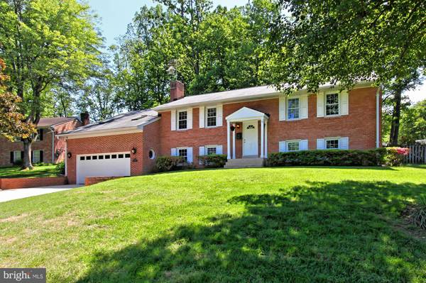 Annandale, VA 22003,4429 STARK PL