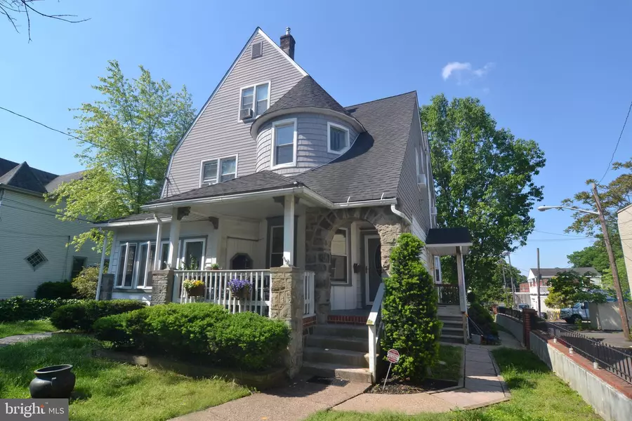 114 W ATLANTIC AVE, Audubon, NJ 08106