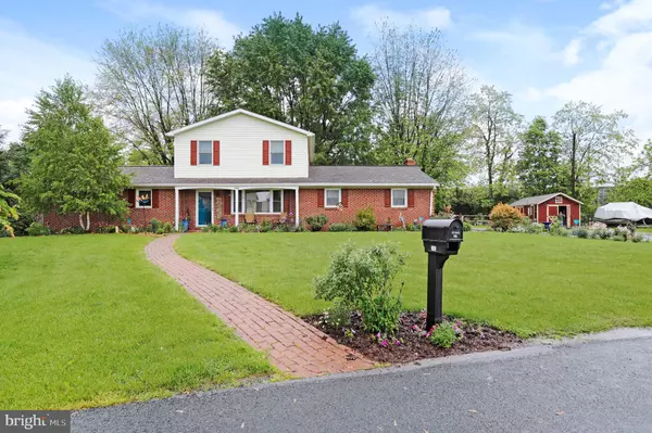 743 JOY DR, Greencastle, PA 17225