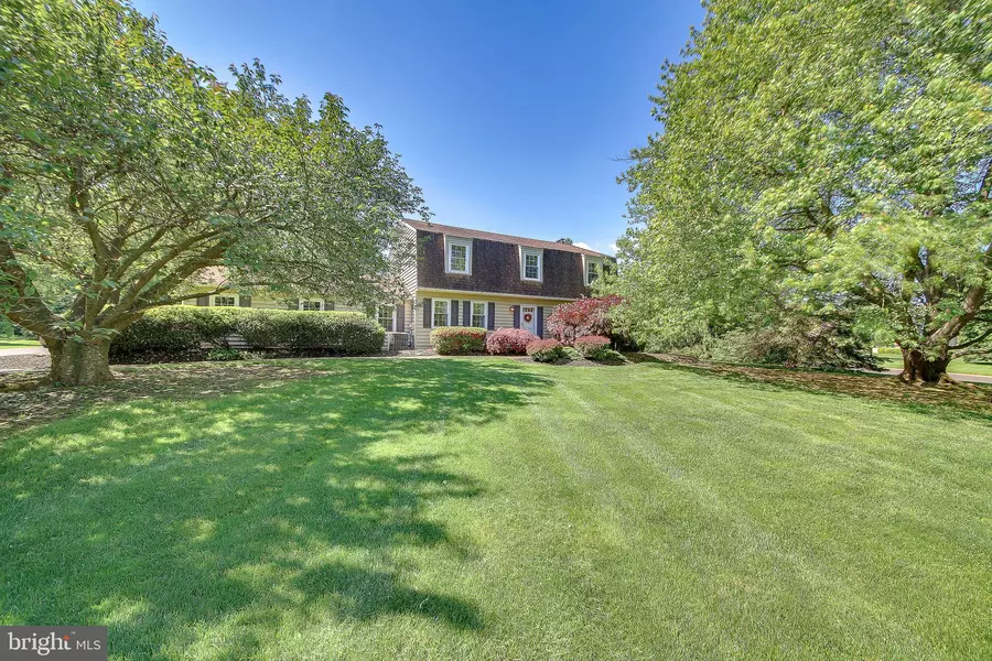 122 OAK LEAF LN, Doylestown, PA 18901