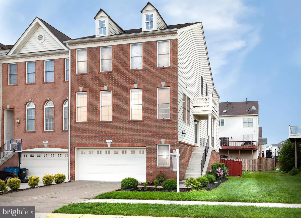 Chantilly, VA 20152,25350 WHIPPOORWILL TER