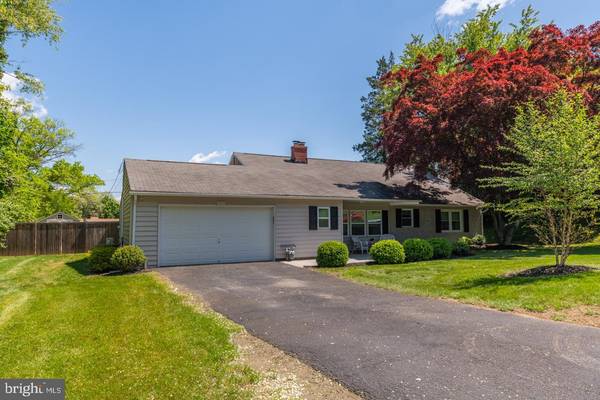 8813 DELPHINE RD, Glenside, PA 19038