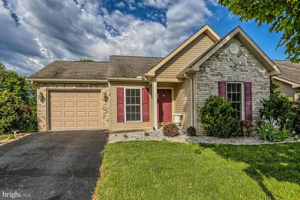 26 KESWICK DR, Mechanicsburg, PA 17050