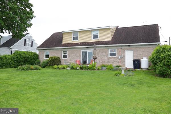 New Holland, PA 17557,535 W CONESTOGA ST