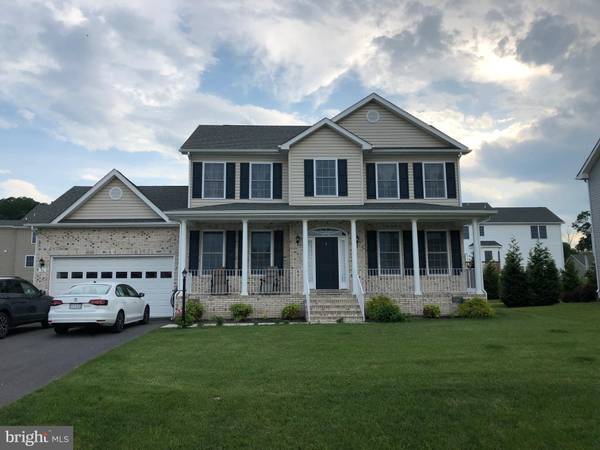 96 ENVOY, Inwood, WV 25428