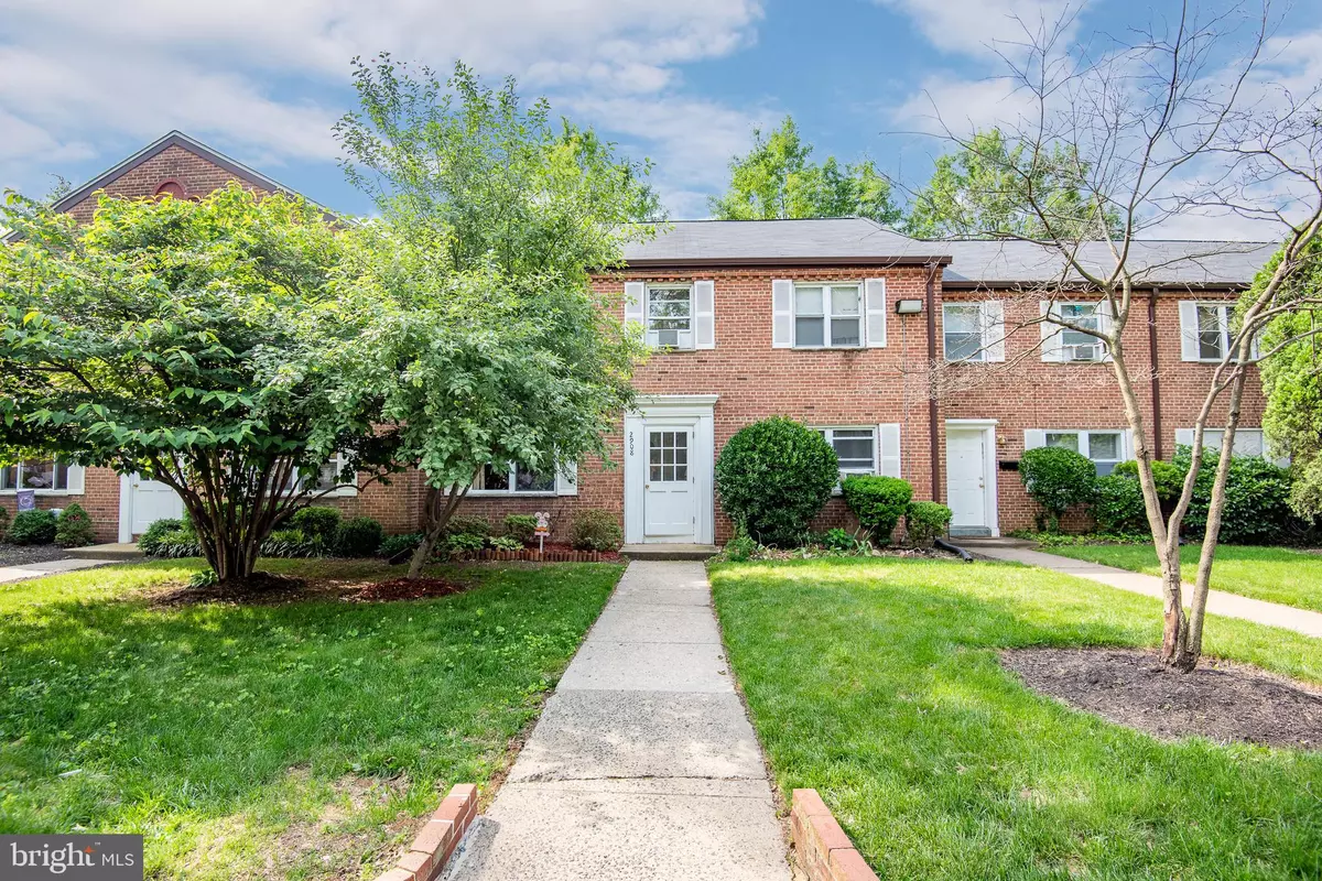 Arlington, VA 22204,2908-A 16TH RD S #2908A